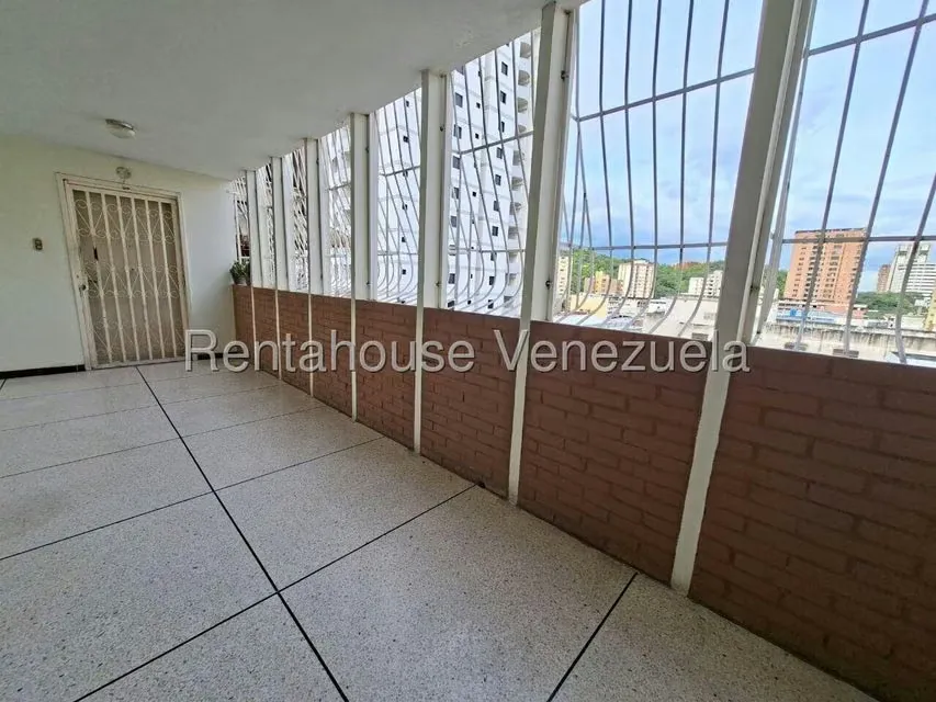 Apartamento (1 Nivel) en Venta en Avenida Bolivar, Aragua - 42