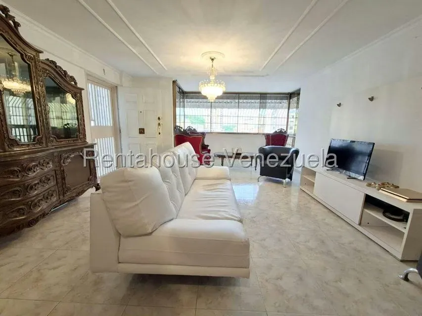 Apartamento (1 Nivel) en Venta en Avenida Bolivar, Aragua - 8