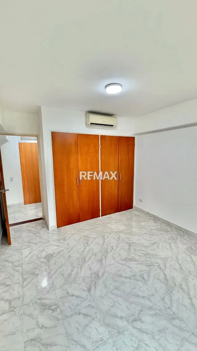 Res Portales de Shalimar Apartamento tipo estudio en venta Urb la Trigaleña - 2