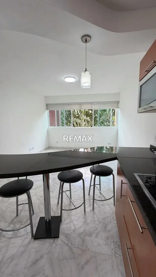 Res Portales de Shalimar Apartamento tipo estudio en venta Urb la Trigaleña - 5