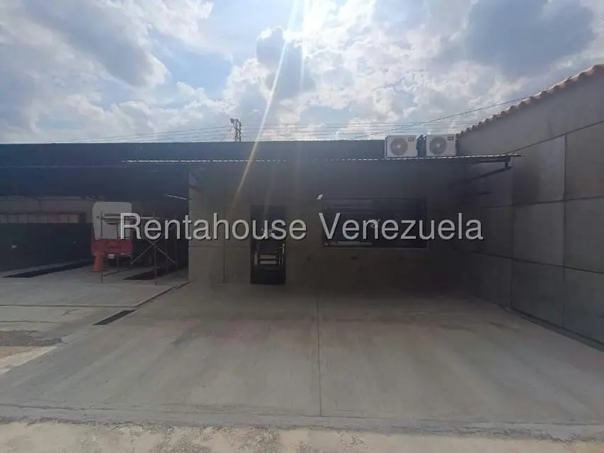 Comercial (Local Comercial) en Venta en Centro, Aragua - 15