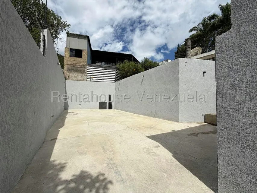 Casa (Contemporaneo) en Venta en San Roman, Distrito Metropolitano - 3