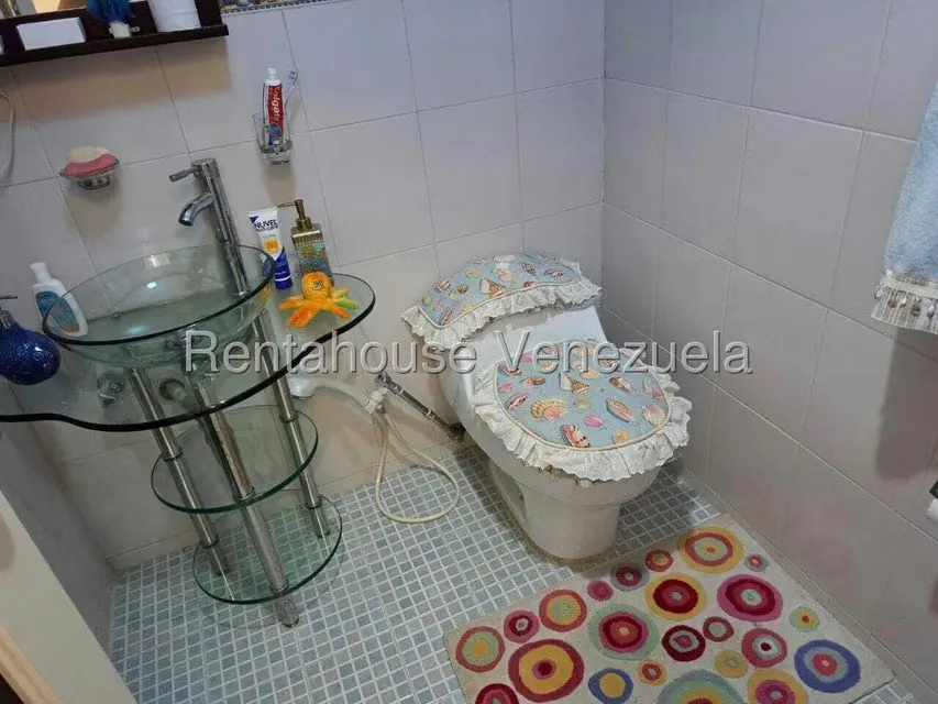 Apartamento (1 Nivel) en Venta en Agua Sal, Miranda - 24