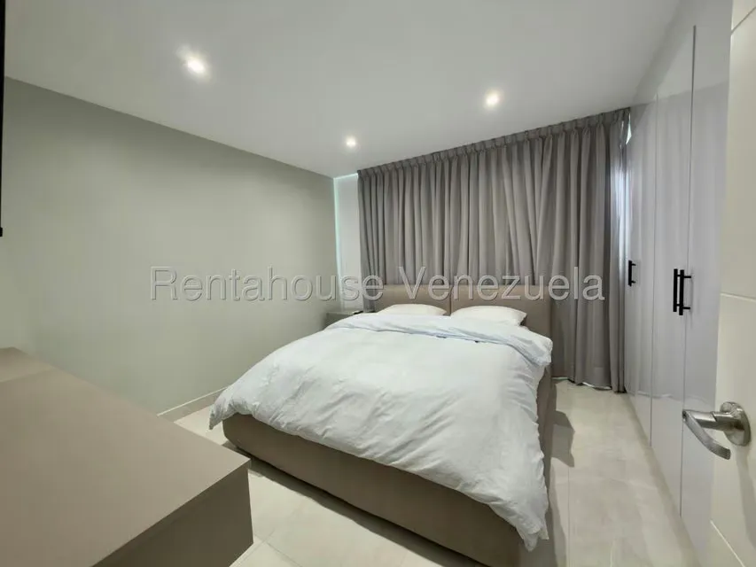 Casa (1 Nivel) en Venta en El Cafetal, Distrito Metropolitano - 17