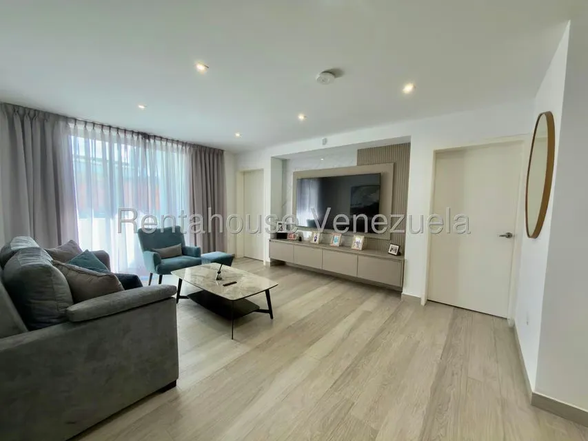 Casa (1 Nivel) en Venta en El Cafetal, Distrito Metropolitano - 20