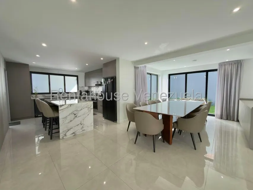 Casa (1 Nivel) en Venta en El Cafetal, Distrito Metropolitano - 4
