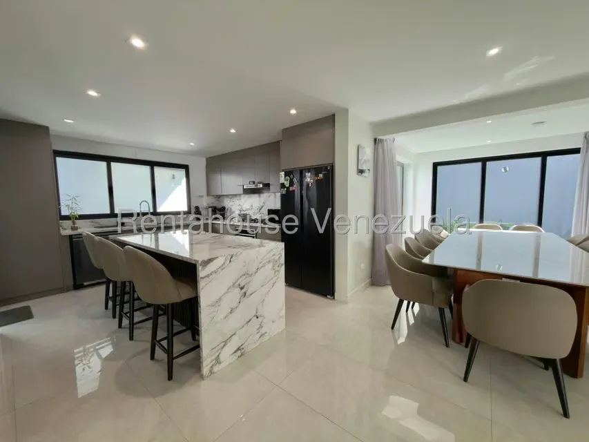 Casa (1 Nivel) en Venta en El Cafetal, Distrito Metropolitano - 9