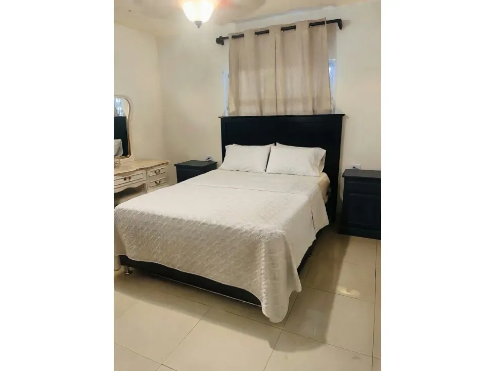 APARTAMENTO EN VENTA 130 M2- COLINAS DE BELLO MONTE - 5