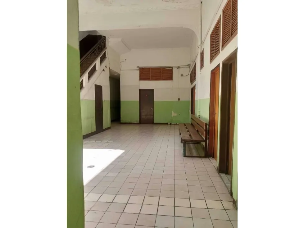 Casa Hotel de 1.627 m² en Pleno Centro de Caracas: Alta Re
