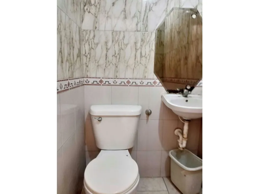 Casa Hotel de 1.627 m² en Pleno Centro de Caracas: Alta Re - 10
