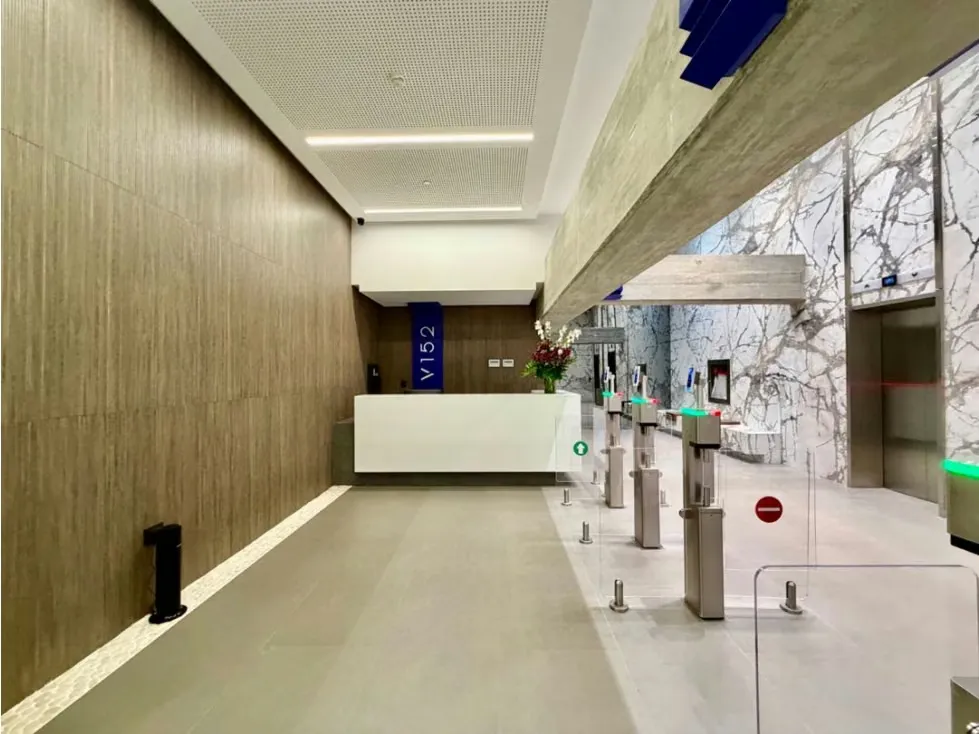 Se vende oficina 226m2 Las Mercedes - 5