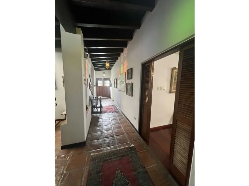 Se Vende o Alquila casa 400m2 4h+2s/4b/3p Cerro Verde 7262 - 12