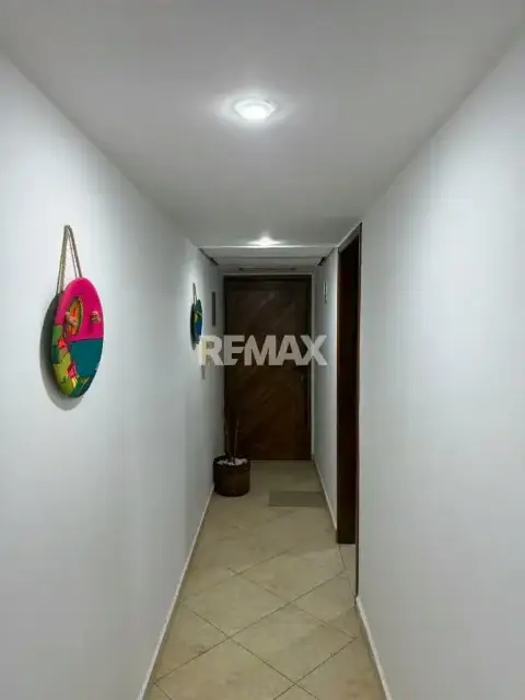 EN VENTA APARTAMENTO EN CONJUNTO RESIDENCIAL ARCOIRIS A LA ORIILA DE LA CARRETERA Y CON SALIDA A PLAYA.