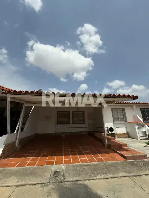 En venta casa en roca del Valle