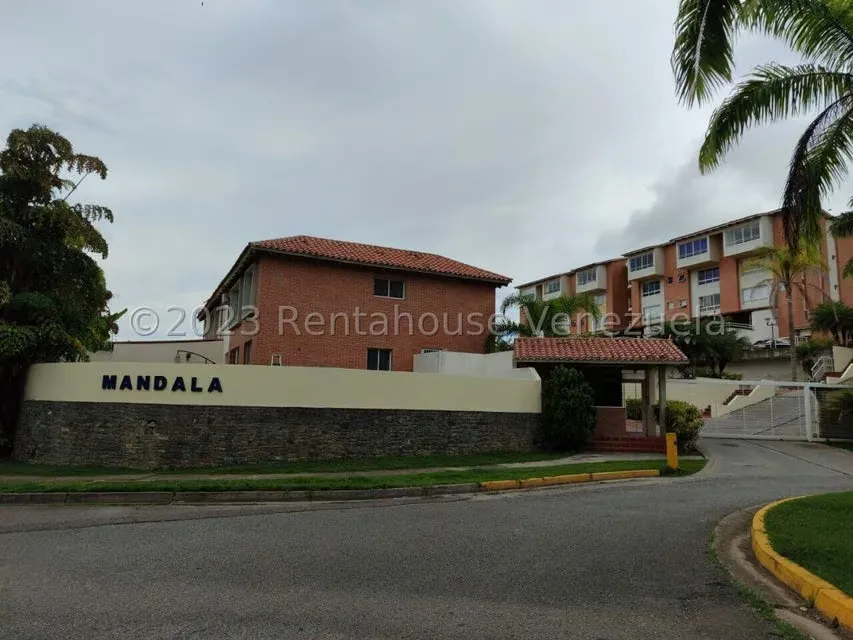 Apartamento (Duplex) en Venta en Loma Linda, Distrito Metropolitano - 32