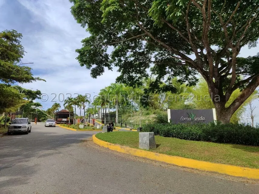 Apartamento (Duplex) en Venta en Loma Linda, Distrito Metropolitano - 35