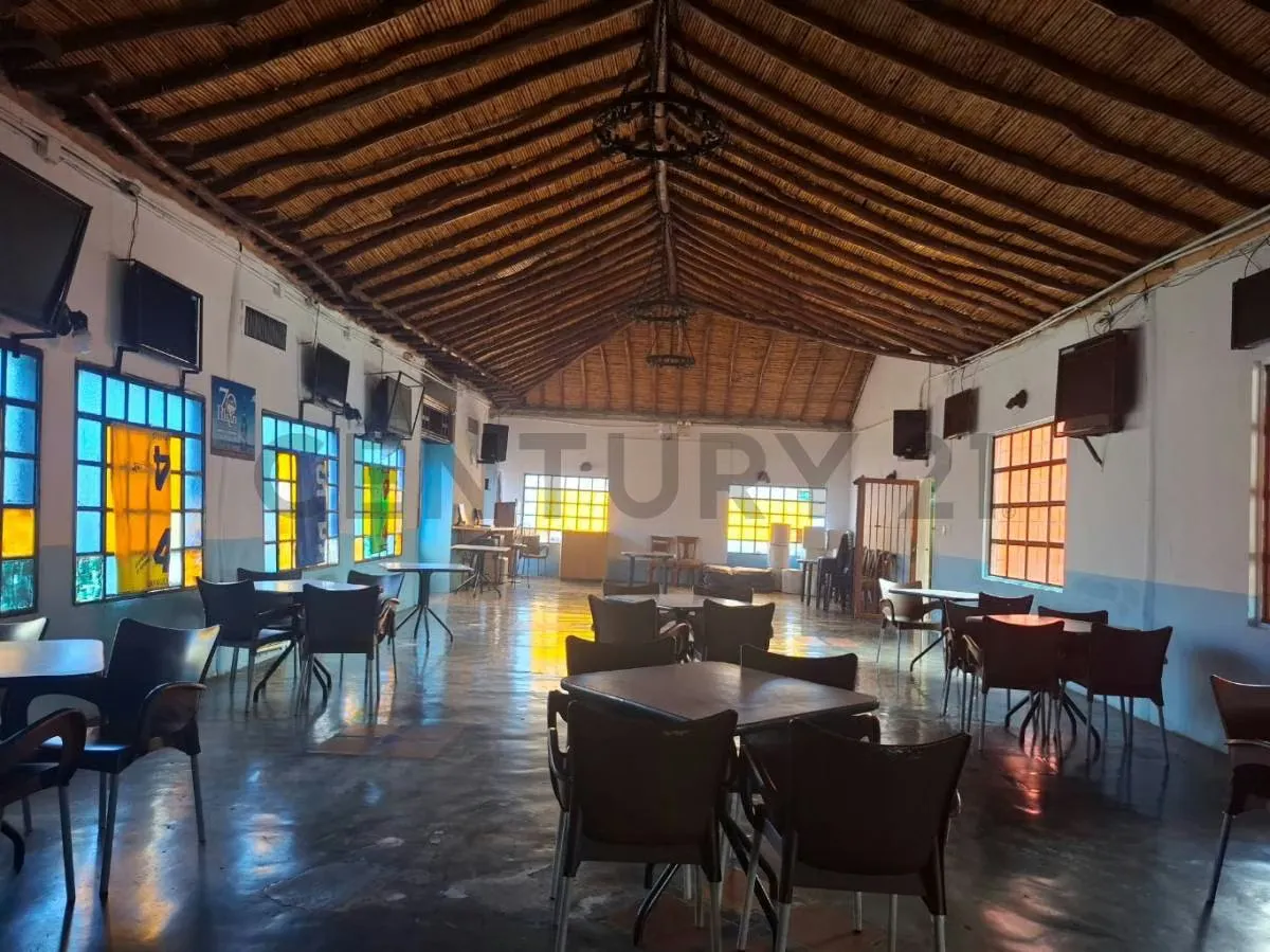 Excelente Terreno con Local Comercial en Venta – Guarenas - 9