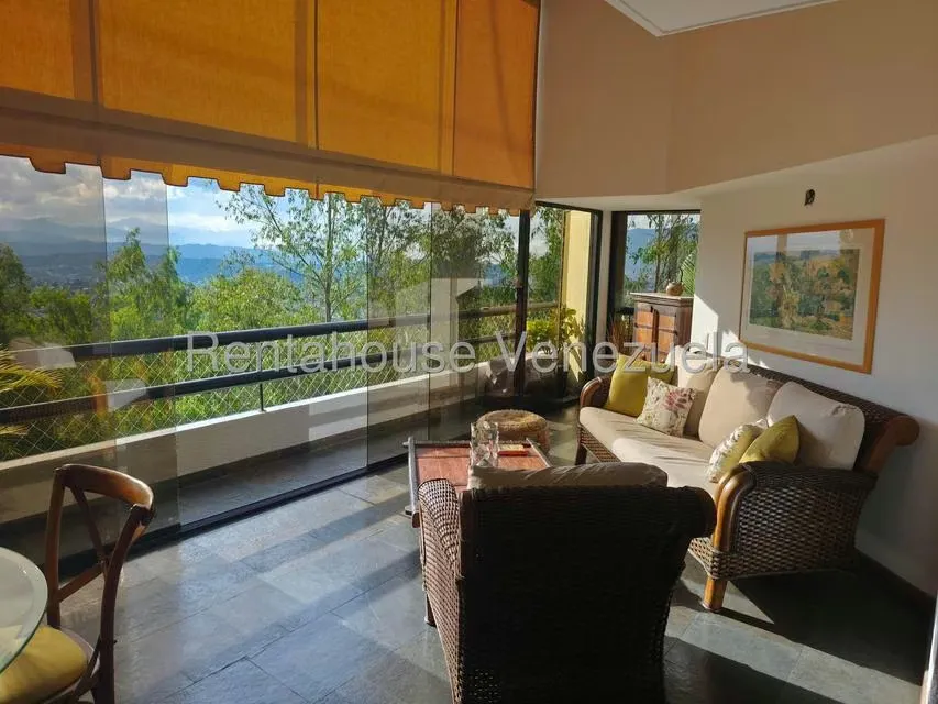Apartamento (1 Nivel) en Alquiler en Los Naranjos del Cafetal, Distrito Metropolitano - 11