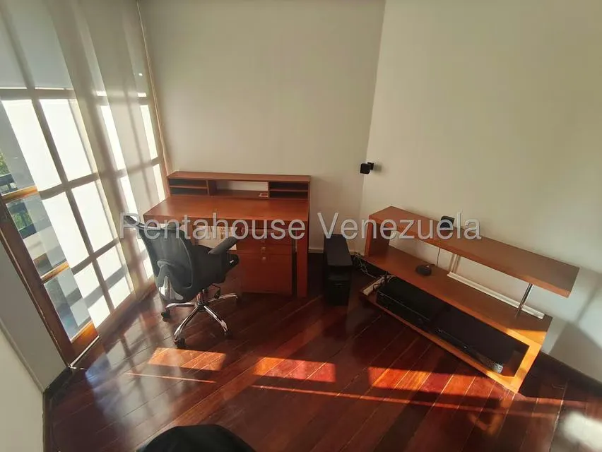 Apartamento (1 Nivel) en Alquiler en Los Naranjos del Cafetal, Distrito Metropolitano - 29