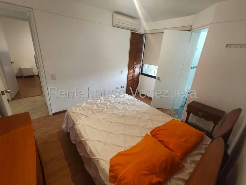 Apartamento (1 Nivel) en Alquiler en Los Naranjos del Cafetal, Distrito Metropolitano - 35