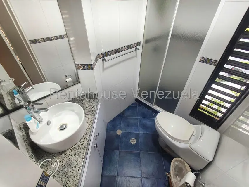 Apartamento (1 Nivel) en Alquiler en Los Naranjos del Cafetal, Distrito Metropolitano - 37
