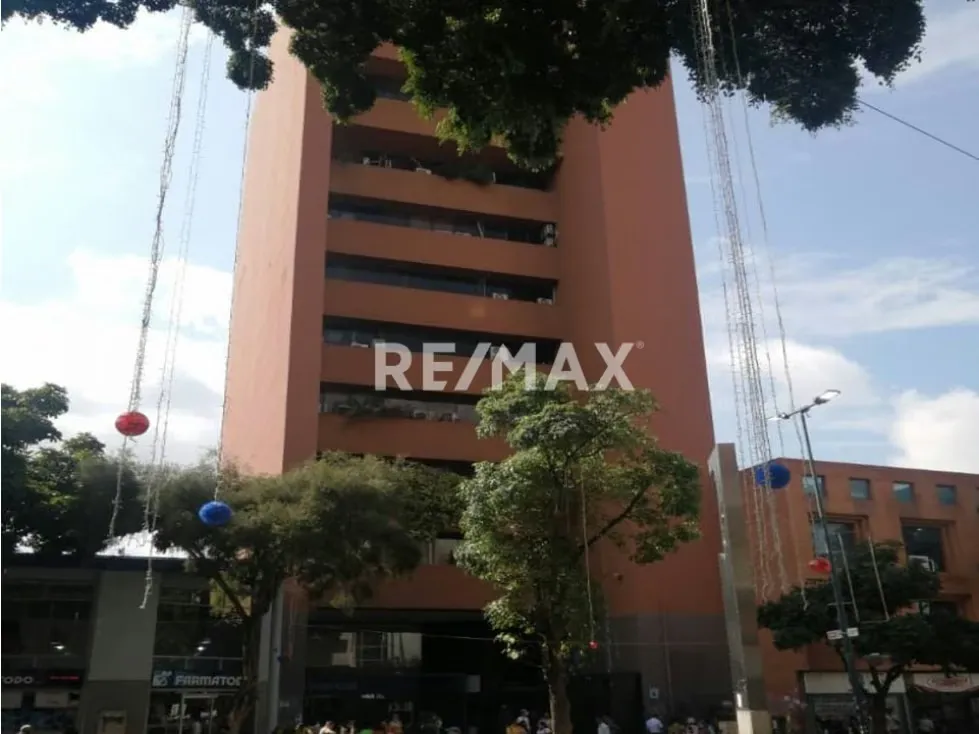 Oficina en Alquiler Edif. Provincial Sabana Grande 56mts/1B