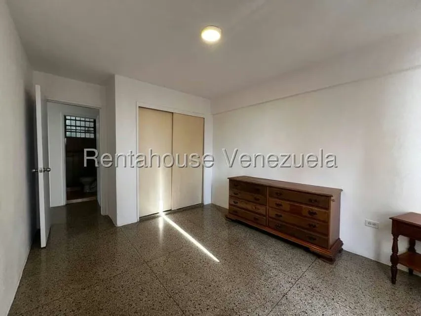 Apartamento (1 Nivel) en Alquiler en Los Caobos, Distrito Metropolitano - 14