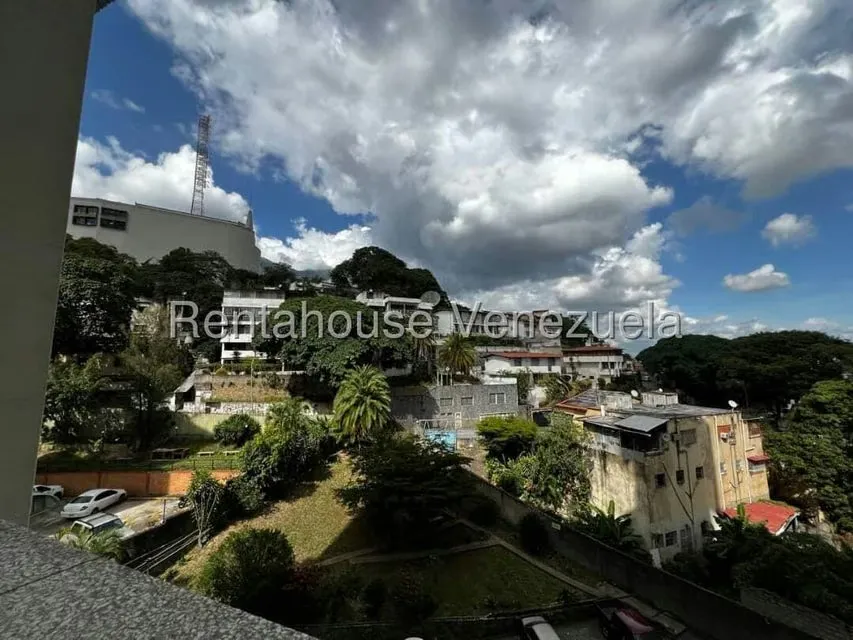 Apartamento (1 Nivel) en Alquiler en Los Caobos, Distrito Metropolitano - 18
