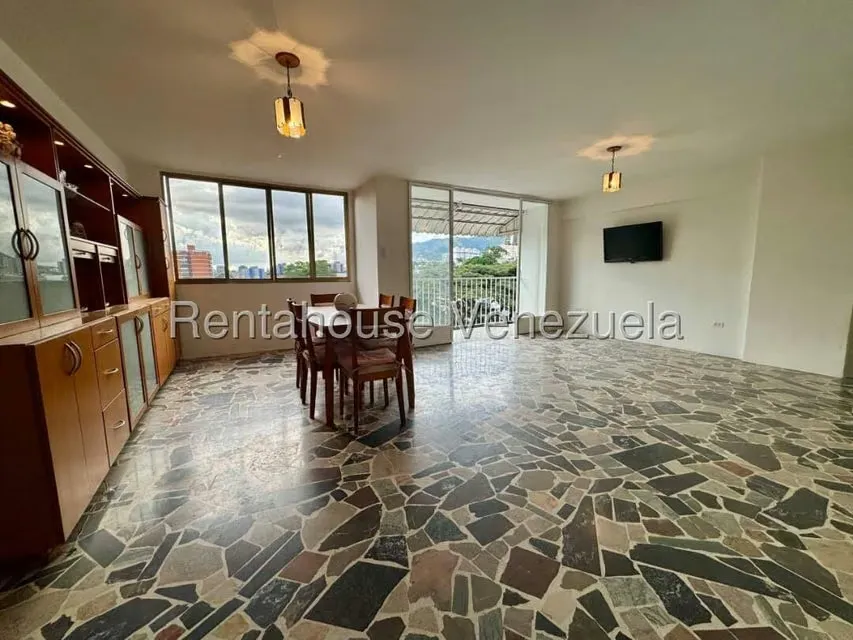 Apartamento (1 Nivel) en Alquiler en Los Caobos, Distrito Metropolitano - 4