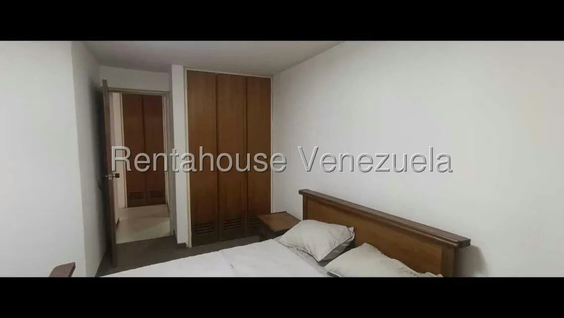 Apartamento (1 Nivel) en Alquiler en El Recreo, Distrito Metropolitano - 10