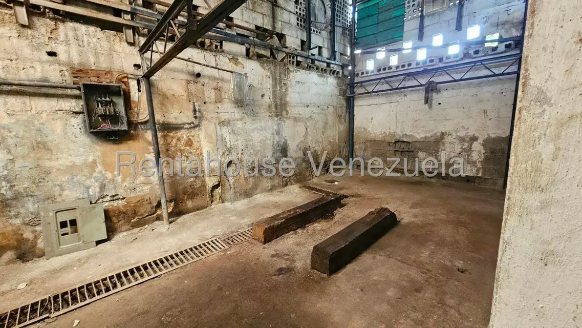 Local Comercial en Alquiler en Chacao, Distrito Metropolitano - 2
