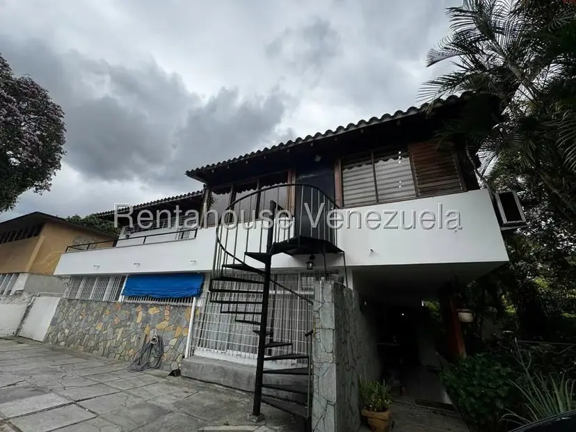 Casa (Duplex) en Venta en Chuao, Distrito Metropolitano