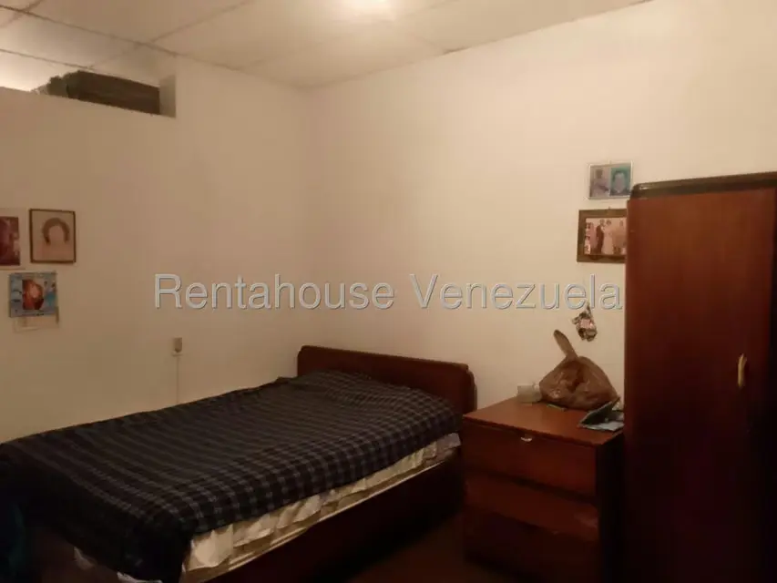 Casa (1 Nivel) en Venta en Avenida Bolivar Sur, Carabobo - 13
