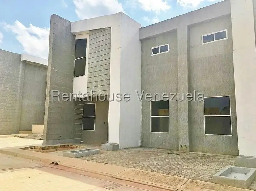 Townhouse (Duplex) en Venta en Sector Avenida Jesus Subero, Anzoategui