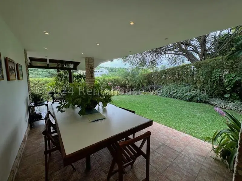 Casa (Duplex) en Venta en Prados del Este, Distrito Metropolitano - 25