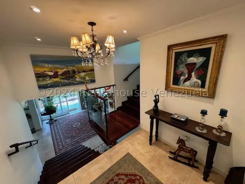 Casa (Duplex) en Venta en Prados del Este, Distrito Metropolitano - 10