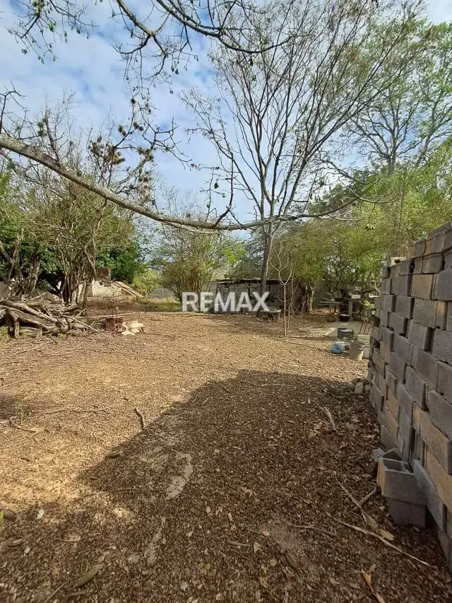 Se vende Terreno de 1000 m² con bienechuria en obra gris - 5