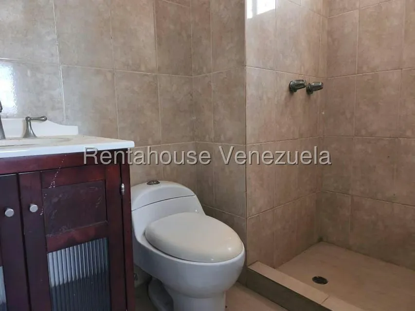 Apartamento (1 Nivel) en Venta en Circunvalacion Dos, Zulia - 13