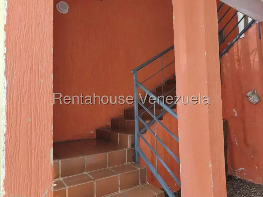 Apartamento (1 Nivel) en Venta en Circunvalacion Dos, Zulia - 3