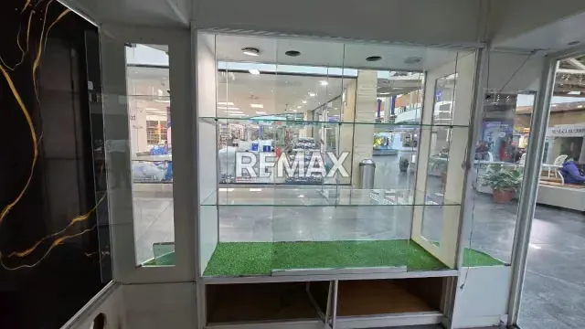 ALQUILER LOCAL COMERCIAL. CENTRO COMERCIAL CRISTAL, NAGUANAGUA - 3