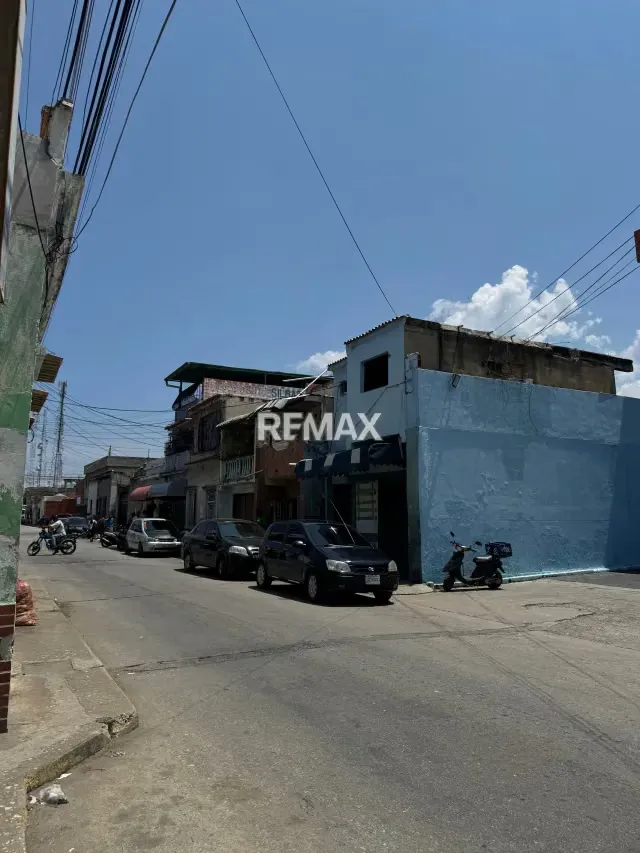 Local en venta a pie de calle en puerto cabello - 2