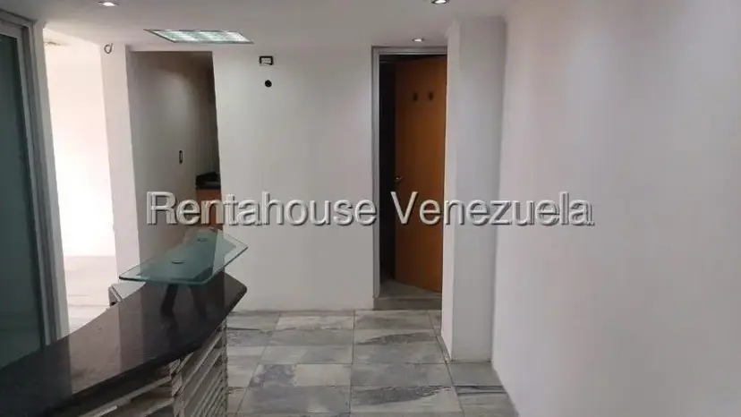 Oficina en Alquiler en La Campiña, Distrito Metropolitano