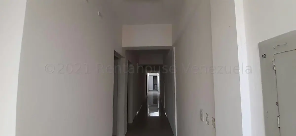 Edificio en Venta en Centro, Lara - 12