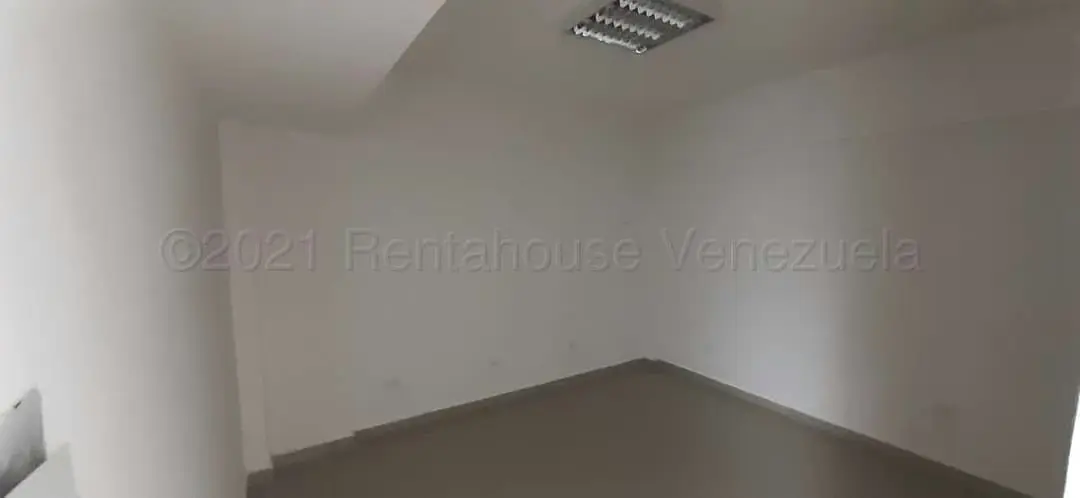 Edificio en Venta en Centro, Lara - 27
