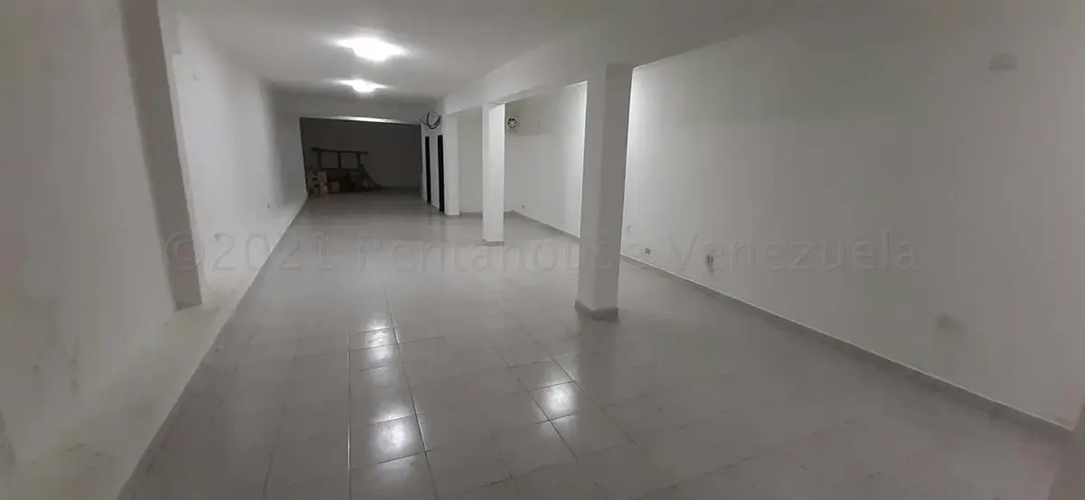 Edificio en Venta en Centro, Lara - 4