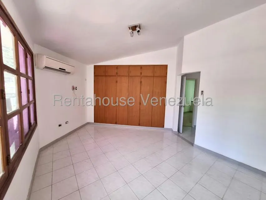 Casa (Duplex) en Venta en El Bosque, Carabobo - 31