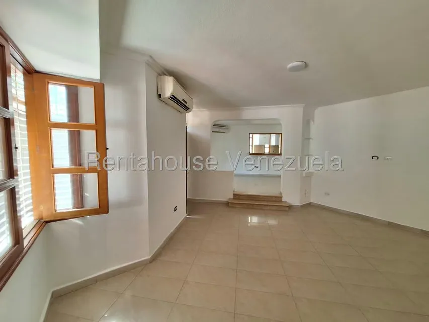 Casa (Duplex) en Venta en El Bosque, Carabobo - 5