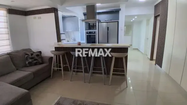 APARTAMENTO EN VENTA ACTUALIZADO Y AMOBLADO - 8