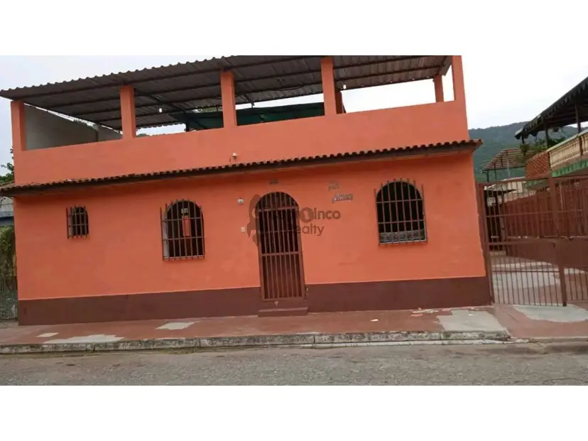 Casa en venta con anexo en Puerto Cabello, Urb.el Manglar Borburata