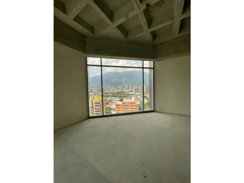 OFICINAS EN VENTA DESDE 130 M2 - URB. LAS MERCEDES - 18